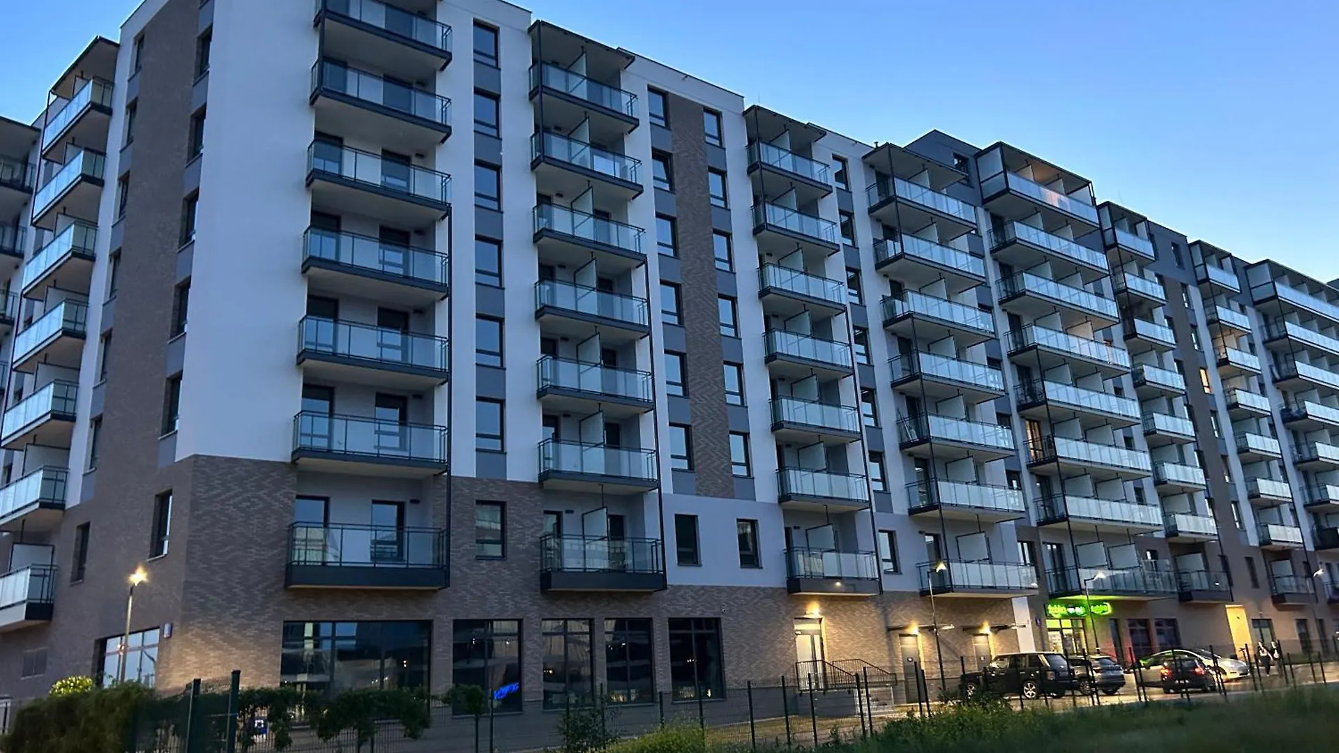 133 Modern Warsaw Apartments