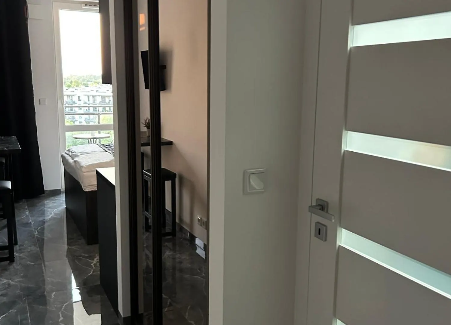 133 Modern Warsaw Apartments